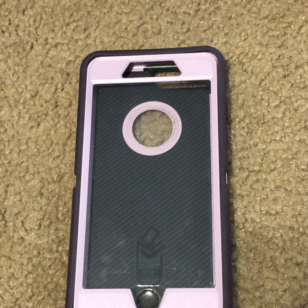 Used purple Otterbox case, slightly broken